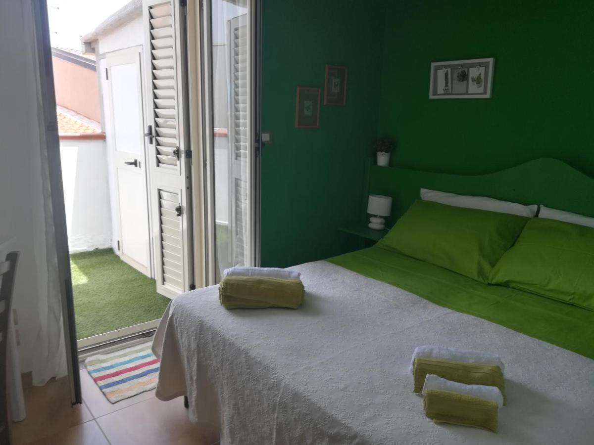 Al Quindici Scilla Bed & Breakfast ภายนอก รูปภาพ
