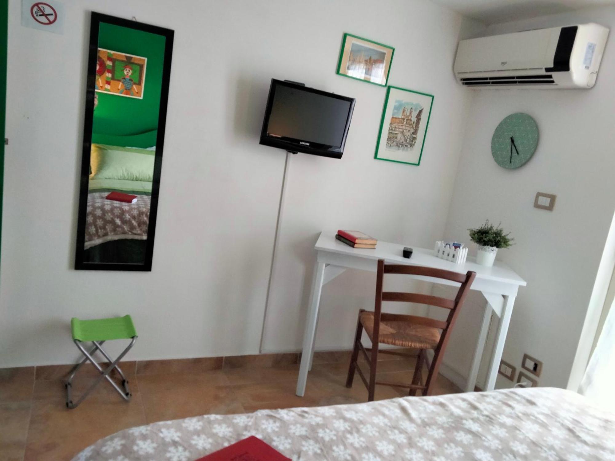 Al Quindici Scilla Bed & Breakfast ห้อง รูปภาพ
